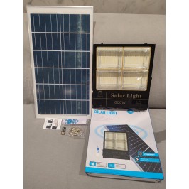 Faro Con Pannello Solare LED 600W CAMBIA 3 COLORI LUCE CALDA FREDDA E NATURALE IP65 Telecomando